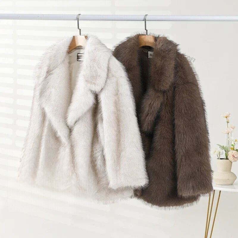 Joelle - oversized fluffy winterjas