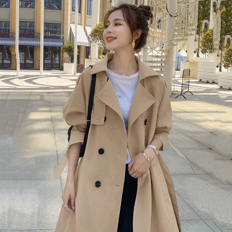 Yael - trendy double-breasted trenchcoat