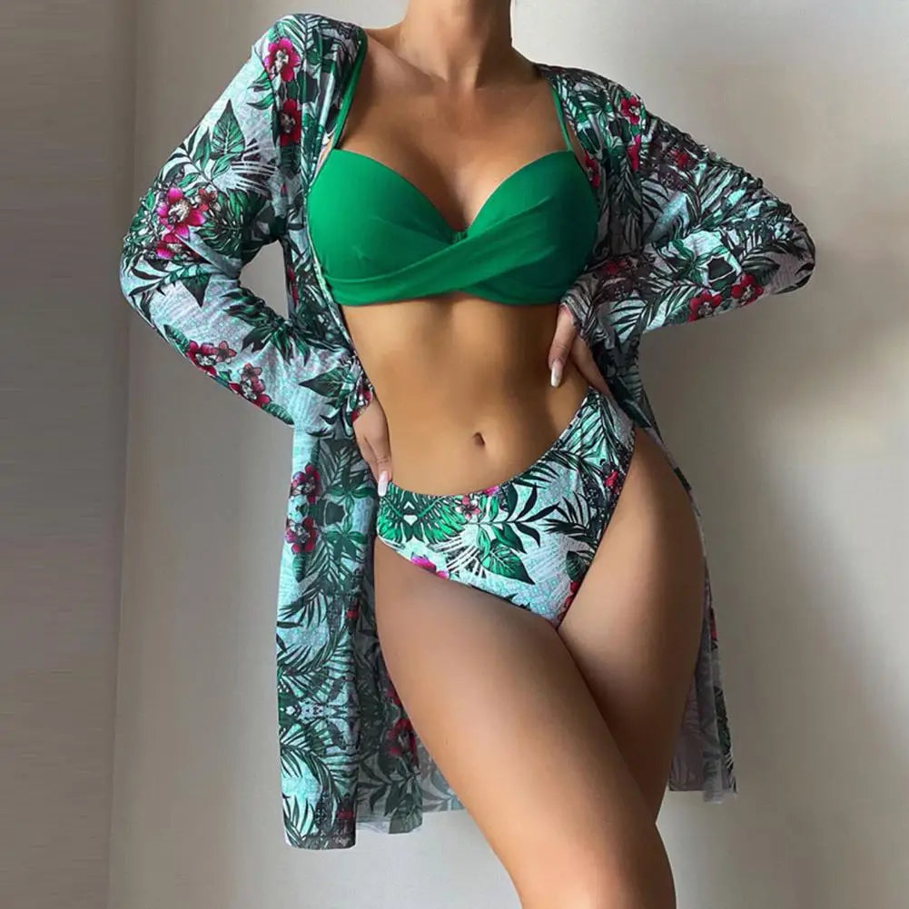 Penelope - modieuze bloemenbikini set met bijpassende cover-up