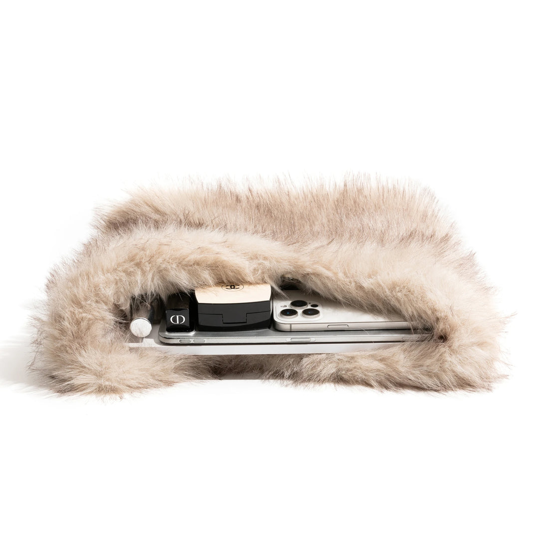 Shelby - elegante furry clutch tas