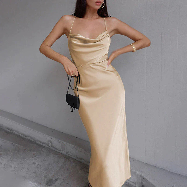 Lilly - elegante rugloze jurk