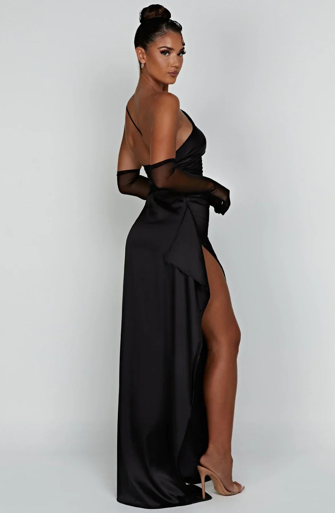 Jazzlyn - elegant one shoulder dress with slit